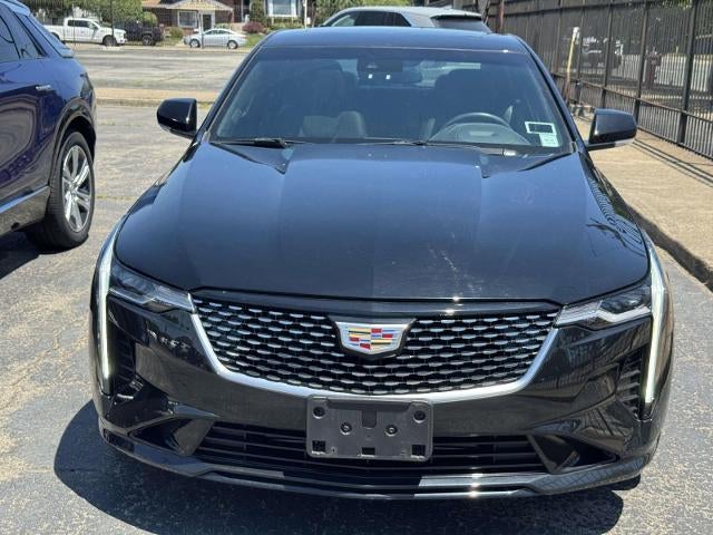 2023 Cadillac CT4 Luxury