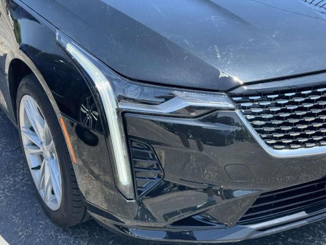 2023 Cadillac CT4 Luxury