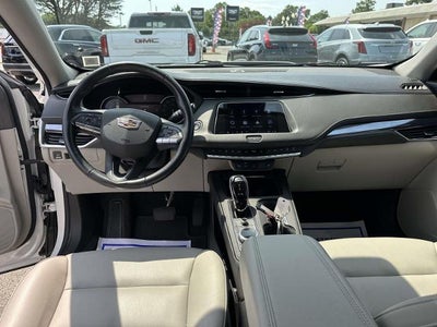 2023 Cadillac XT4 Luxury