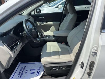 2023 Cadillac XT4 Luxury