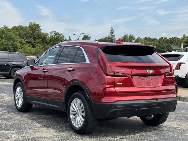 2024 Cadillac XT4 Luxury