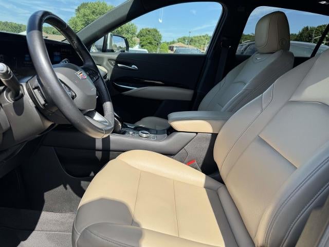 2024 Cadillac XT4 Luxury