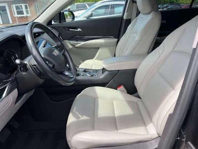 2023 Cadillac XT4 Luxury