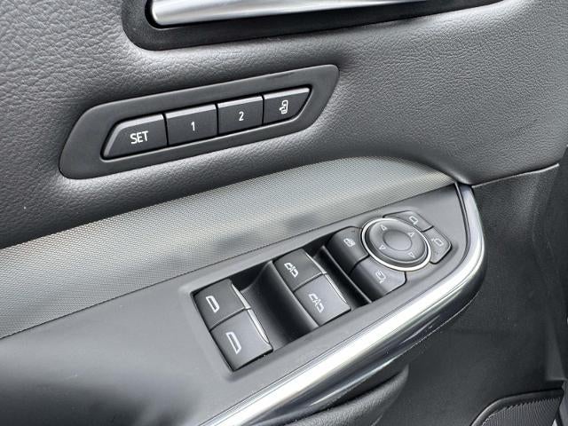 2023 Cadillac XT4 AWD Premium Luxury