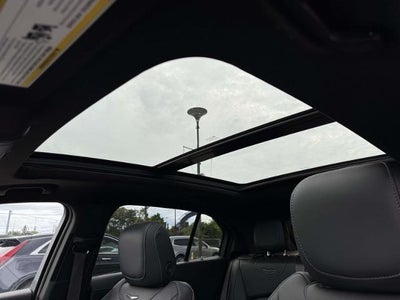 2023 Cadillac XT4 AWD Premium Luxury