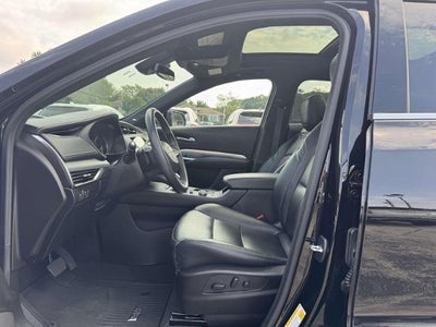 2023 Cadillac XT4 AWD Premium Luxury