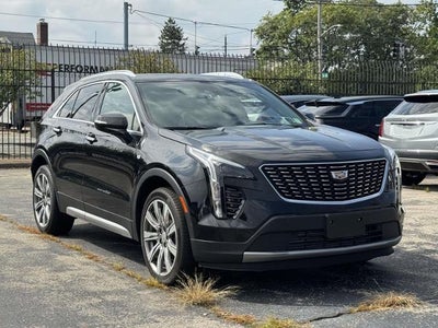 2023 Cadillac XT4 AWD Premium Luxury