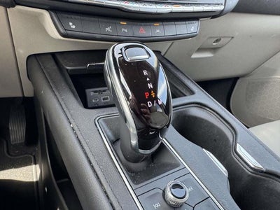 2022 Cadillac XT4 Premium Luxury