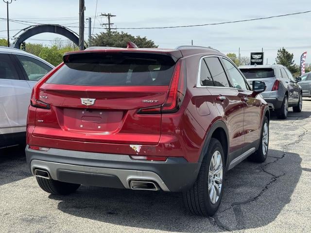 2022 Cadillac XT4 Premium Luxury