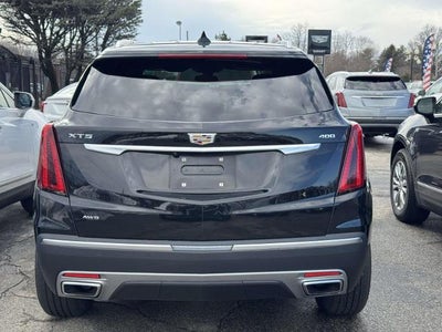 2022 Cadillac XT5 Premium Luxury