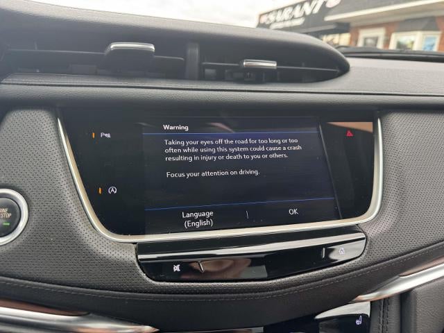 2022 Cadillac XT5 Premium Luxury