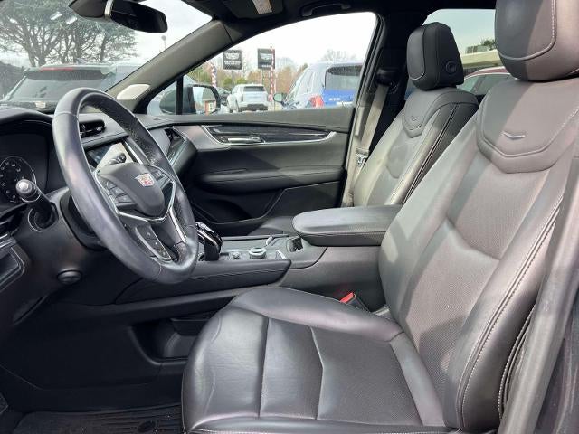 2022 Cadillac XT5 Premium Luxury