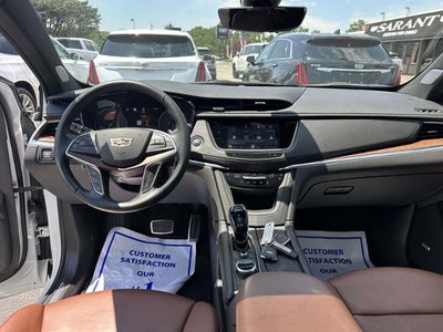 2023 Cadillac XT5 Sport