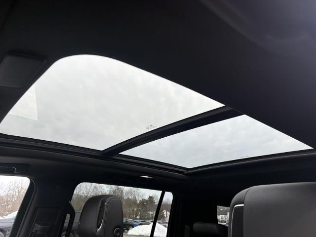 2023 Cadillac Escalade ESV Premium Luxury