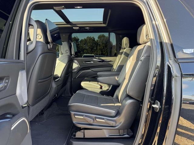 2023 Cadillac Escalade ESV 4WD Sport