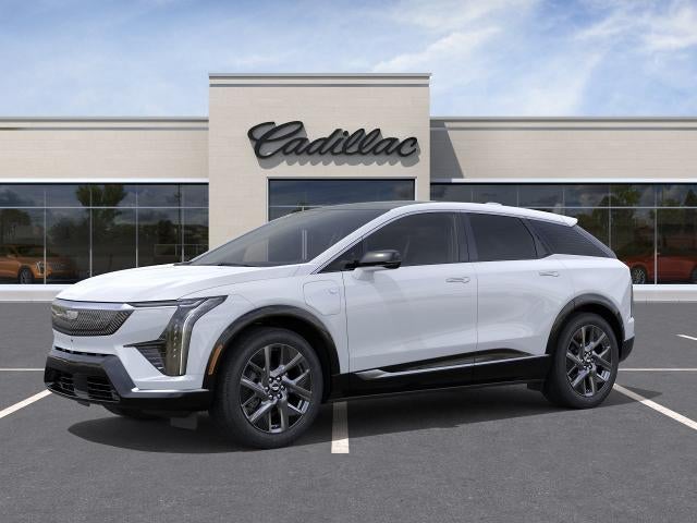 2027 Cadillac OPTIQ Luxury - Photo 2