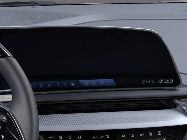 2027 Cadillac OPTIQ Luxury