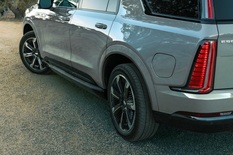 Sarant Cadillac in Farmingdale NY