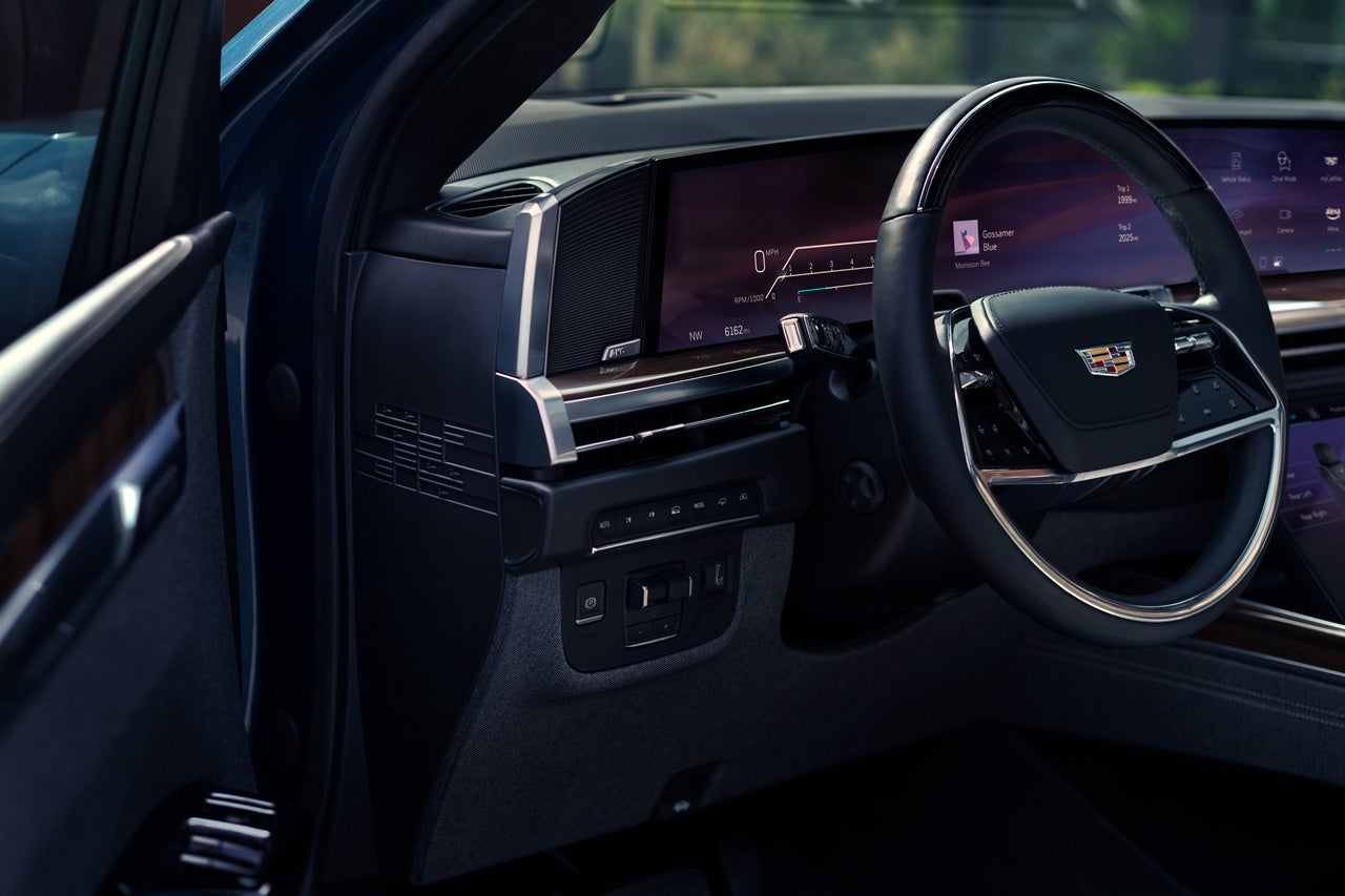 Sarant Cadillac in Farmingdale NY